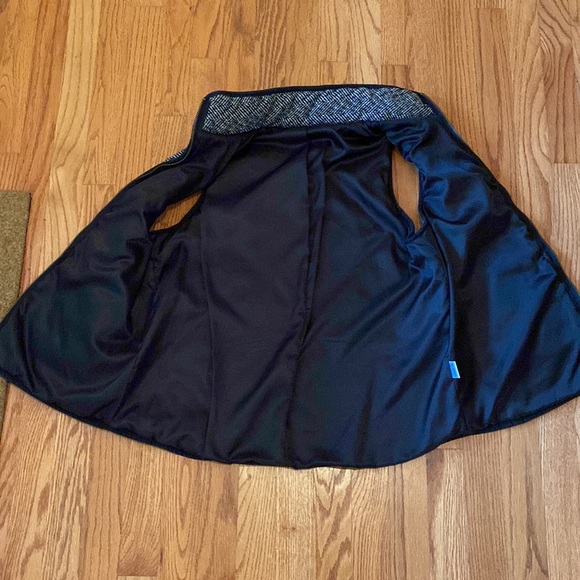 * FINAL SALE* Herringbone Vest Size L - Picture 3 of 7